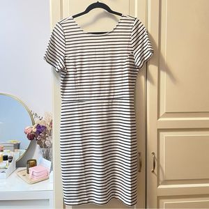 BANANA REPUBLIC SCOOP BACK DRESS SZ 12